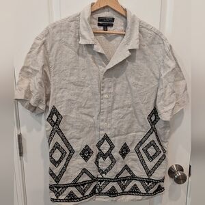 Banana Republic Pascal Linen Resort Shirt L Natural Embroidered Resort Summer